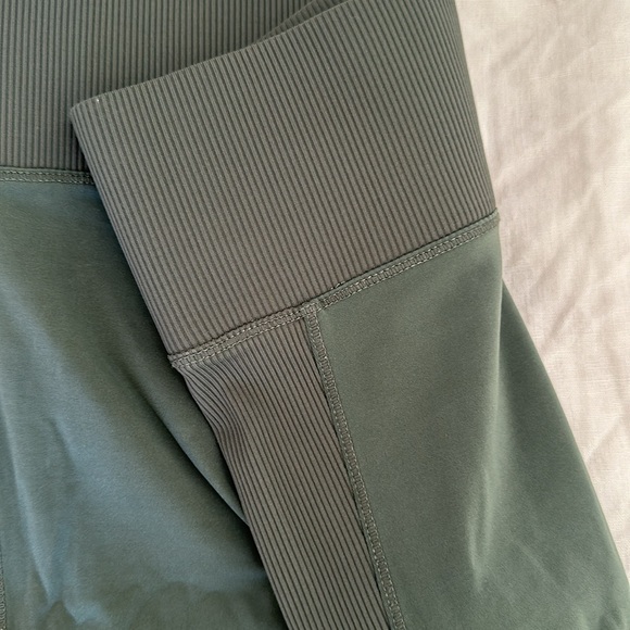 All Access NYC Green Ribbed Leggings - Picture 5 of 7